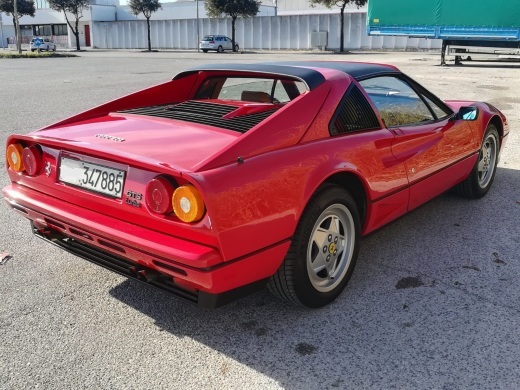 88y Ferrari GTSturbo_a0129711_11261229.jpg
