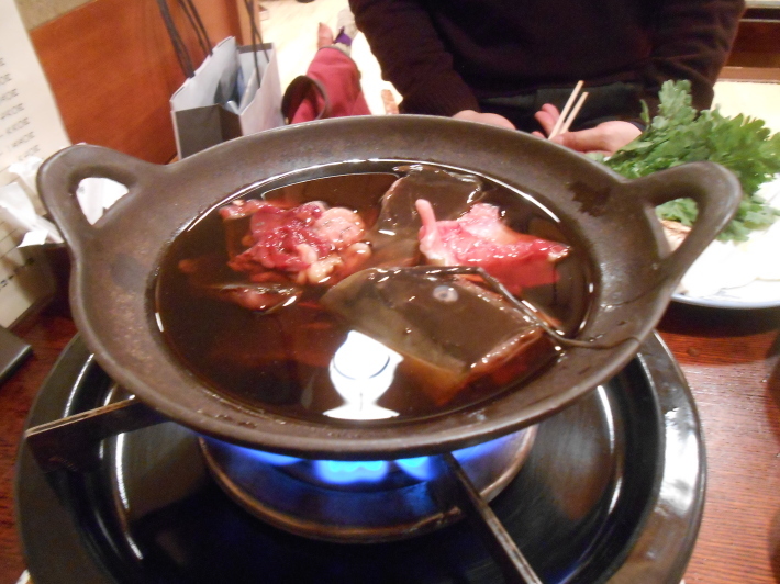 冬の珍味 浅草のドジョウ屋の 鍋 のび丸亭の 奥様ごはんですよ 日本ワインと日々の料理