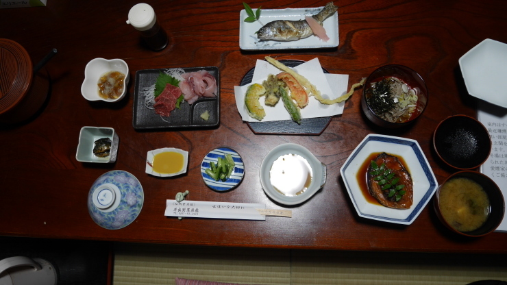 中山道に面する木造三階－望月・井出野屋旅館_a0385880_22265159.jpg