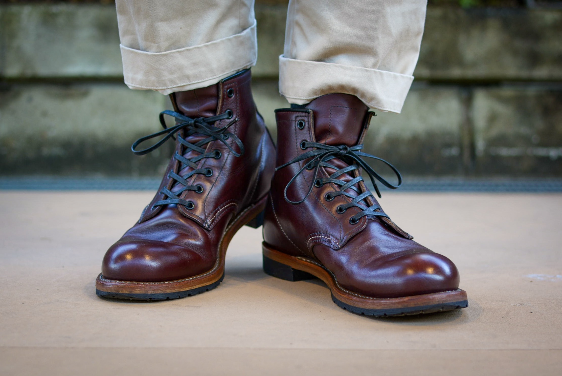 RED WING BECKMAN 9011