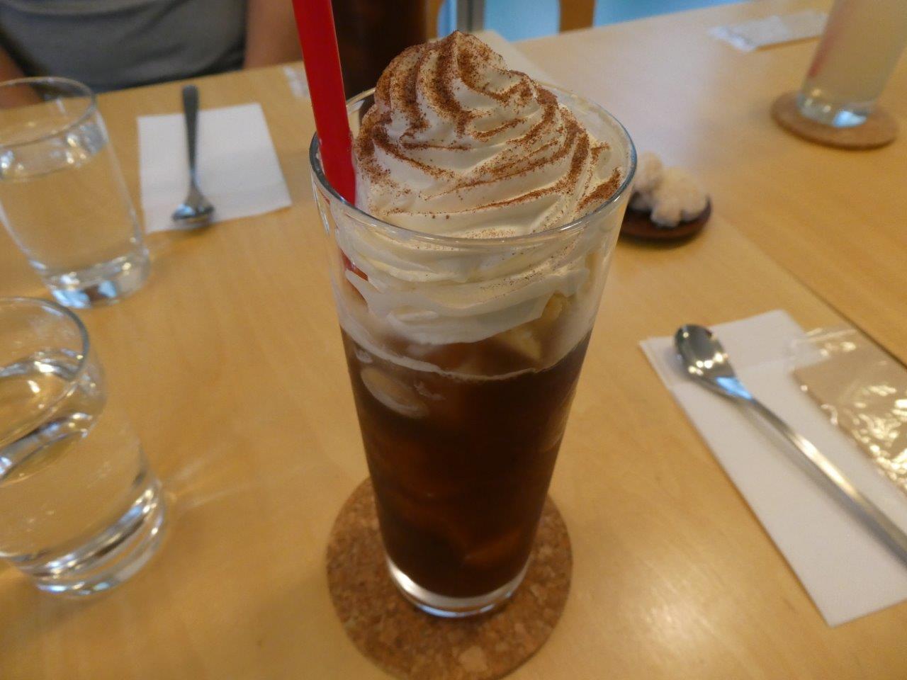 フラウピルツ （Frau Pilz） _d0106134_00221019.jpg