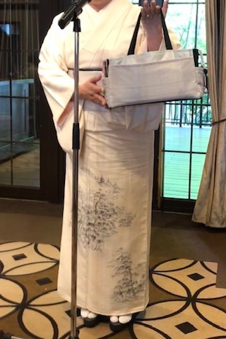 11周年・キティさん・山水画の着物に石庭の帯・帯地バッグ。_f0181251_17593033.jpg