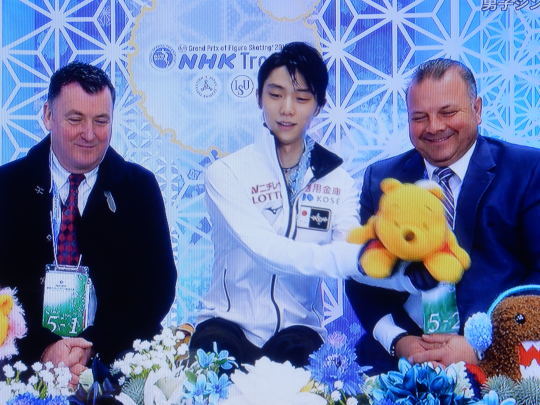 ’19,11,23(土)羽生選手のSPとパン屋さんのカレンダー!_f0060461_10563070.jpg