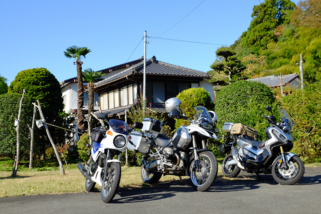 赤い温泉へツーリング!_f0179404_20435363.jpg