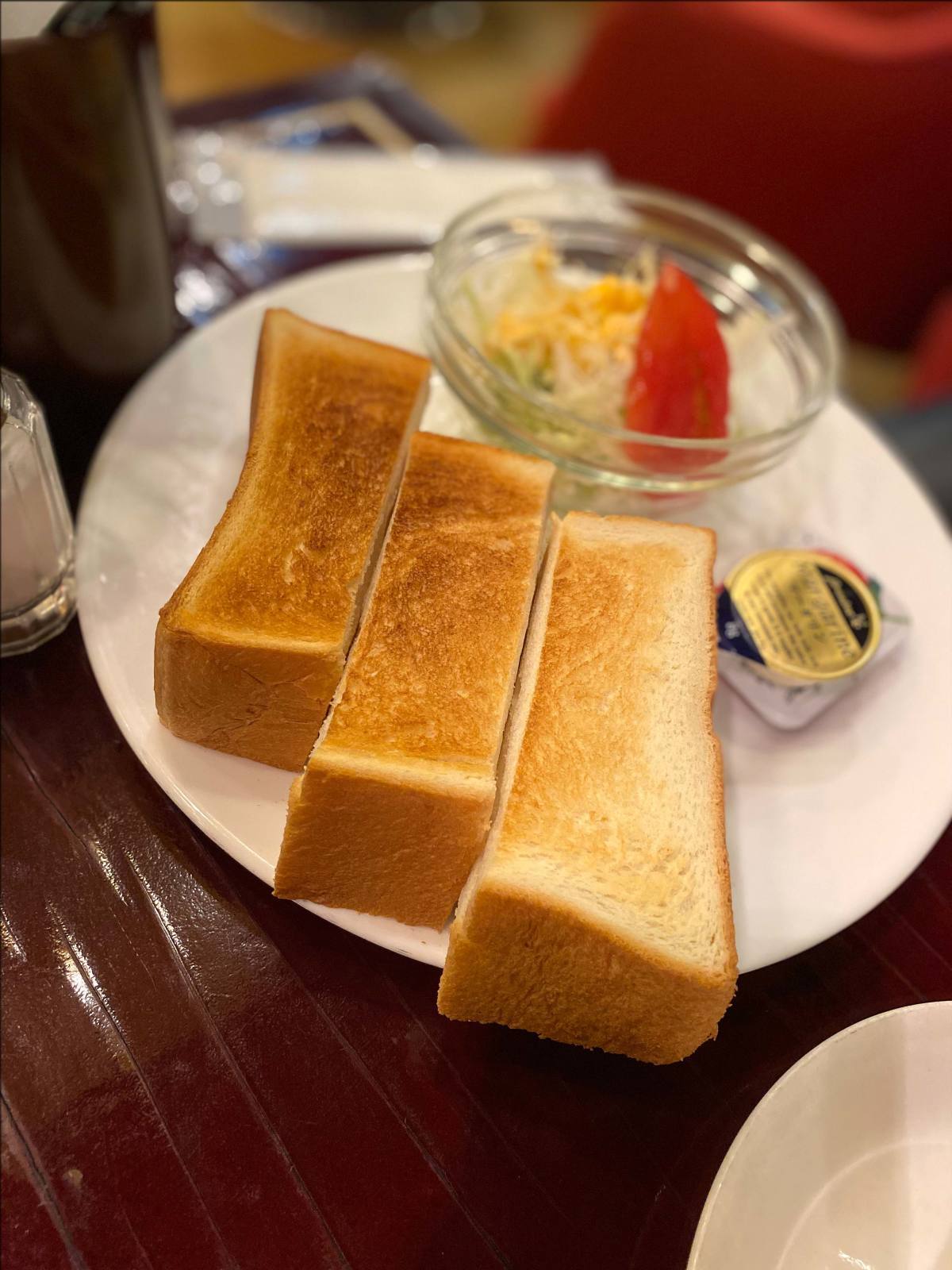 昭和にタイムスリップな純喫茶「ローヤル」@東京交通会館・有楽町_b0054329_09051776.jpg