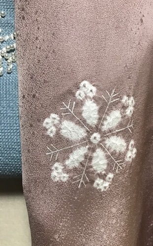商品紹介・貴久樹パール雪の結晶八寸Xmas・藤井絞羽織。_f0181251_17560099.jpg
