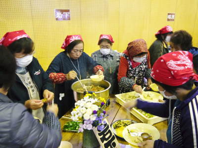家庭料理大集合!『水源食の文化祭』2019に行ってきました!心温まる家庭料理が目白押し!(前編)_a0254656_18490236.jpg