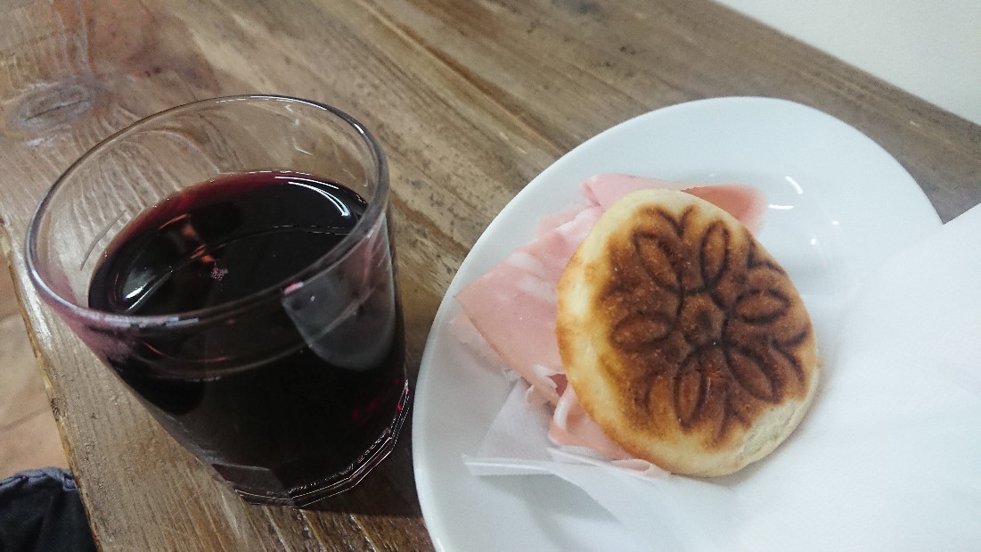 目白が面白い‼️ ②_e0212073_16335412.jpg