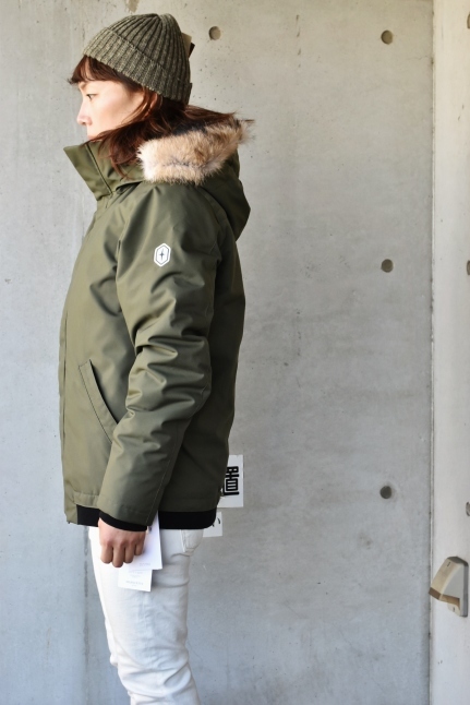 QUARTZ ダウン メンズ・レディース_d0152280_09492450.jpg