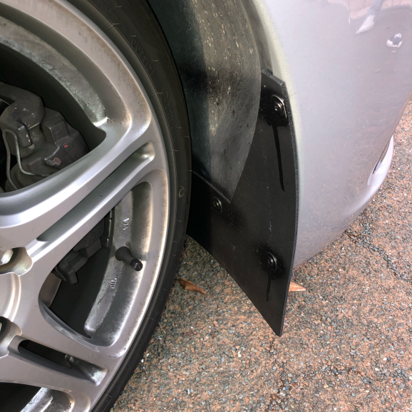 ルーテシア4/RS フロントストレーキ追加　57400km_f0032891_19104297.jpg