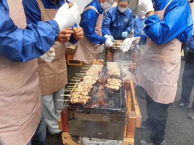 元気な先輩方に力をいただいた! 「シルバー人材センターふれあいフェス」と、昭和33年吉原一中卒業生の「三八展」_f0141310_08132697.jpg