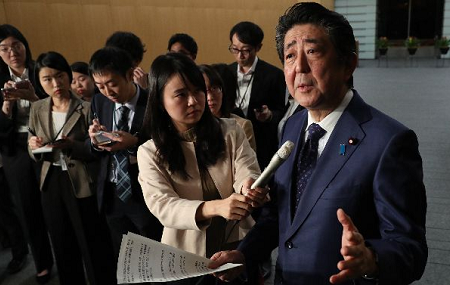 なぜ安倍政権の支持率は下がらないのか - 電波の独占、皇室利用と韓国叩き_c0315619_13530878.png