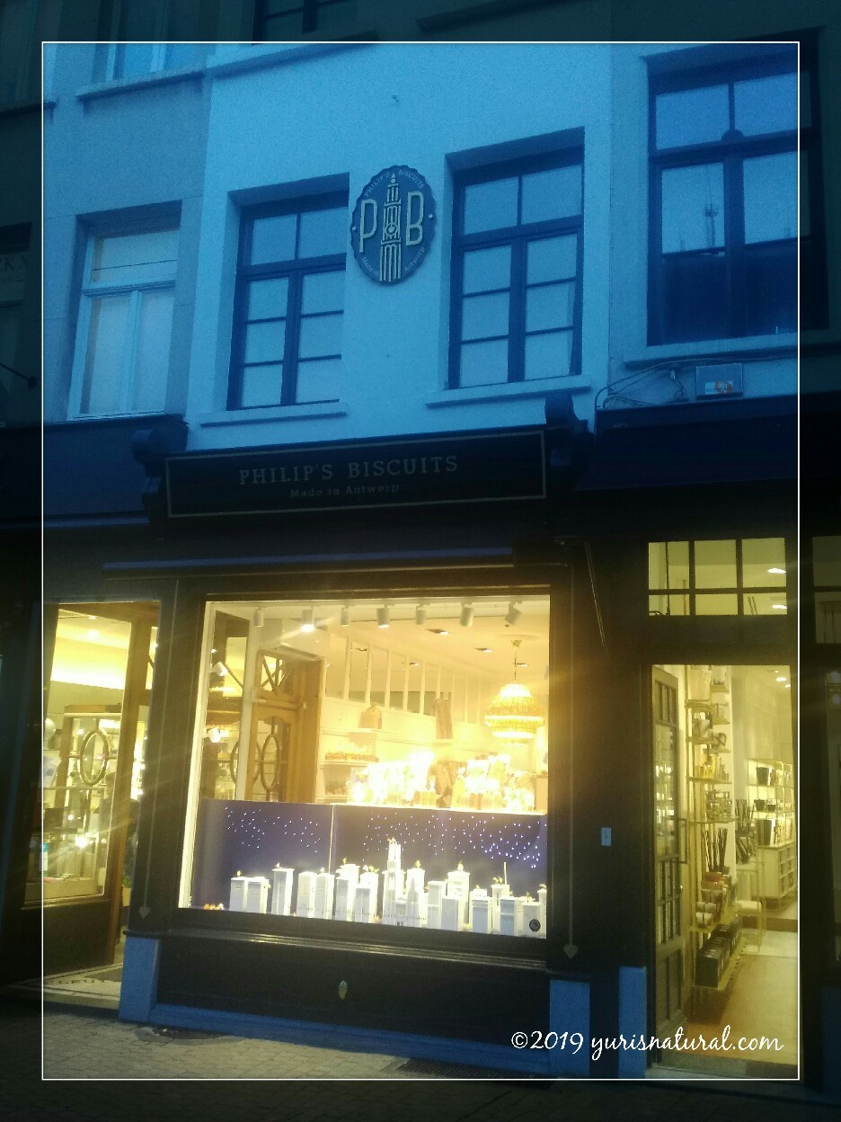 アントワープのおすすめビスケット専門店 Philip\'s Biscuit_e0009547_17553845.jpg