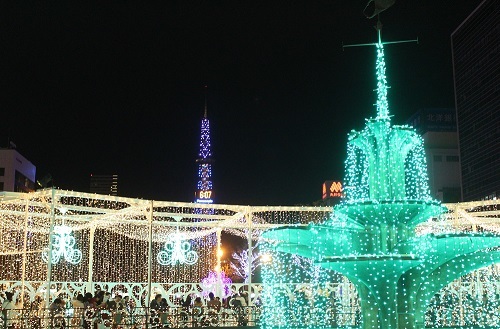 札幌市大通公園「ホワイト・イルミネーション」「ミューヘン・クリスマス市」_f0362073_10230250.jpg