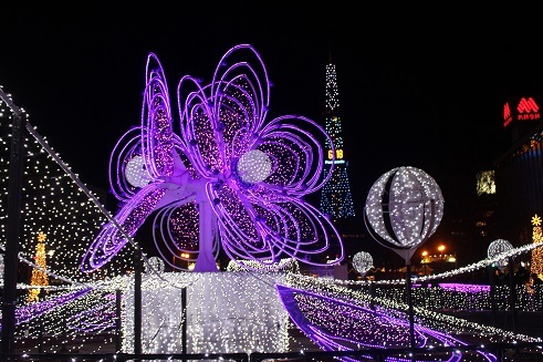 札幌市大通公園「ホワイト・イルミネーション」「ミューヘン・クリスマス市」_f0362073_10244634.jpg