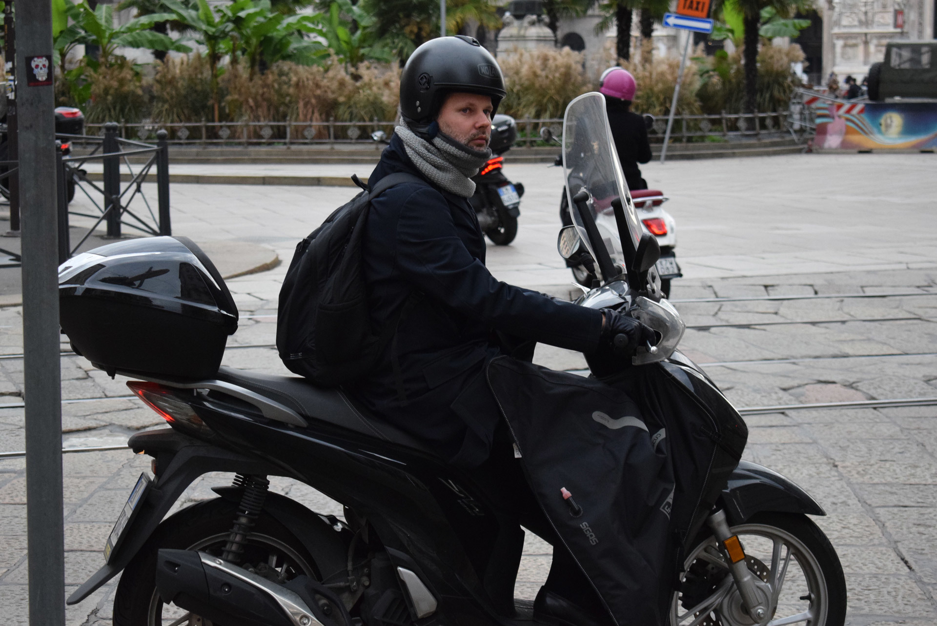 『バイク天国☆イタリアの旅 (2019年版)』その6 ミラノの街でよく見かけるバイクはコレだ!_d0099181_19542445.jpg
