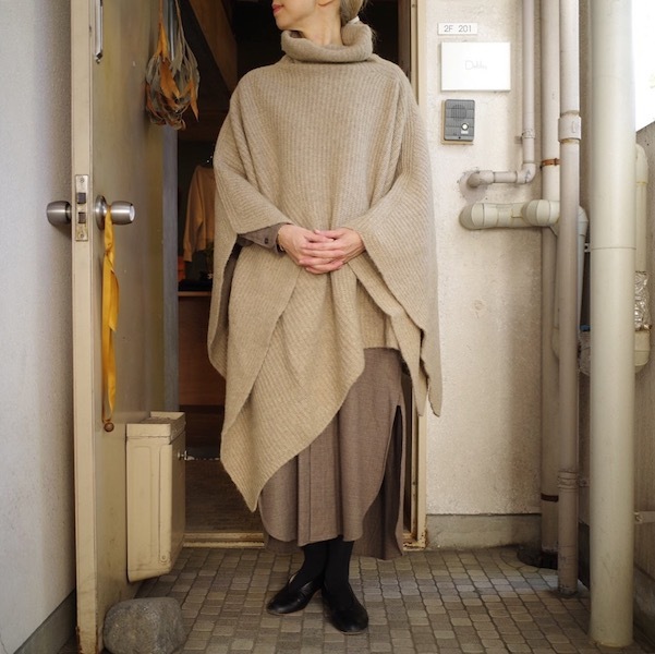 キャメルとポンチョ_d0364239_19415916.jpg