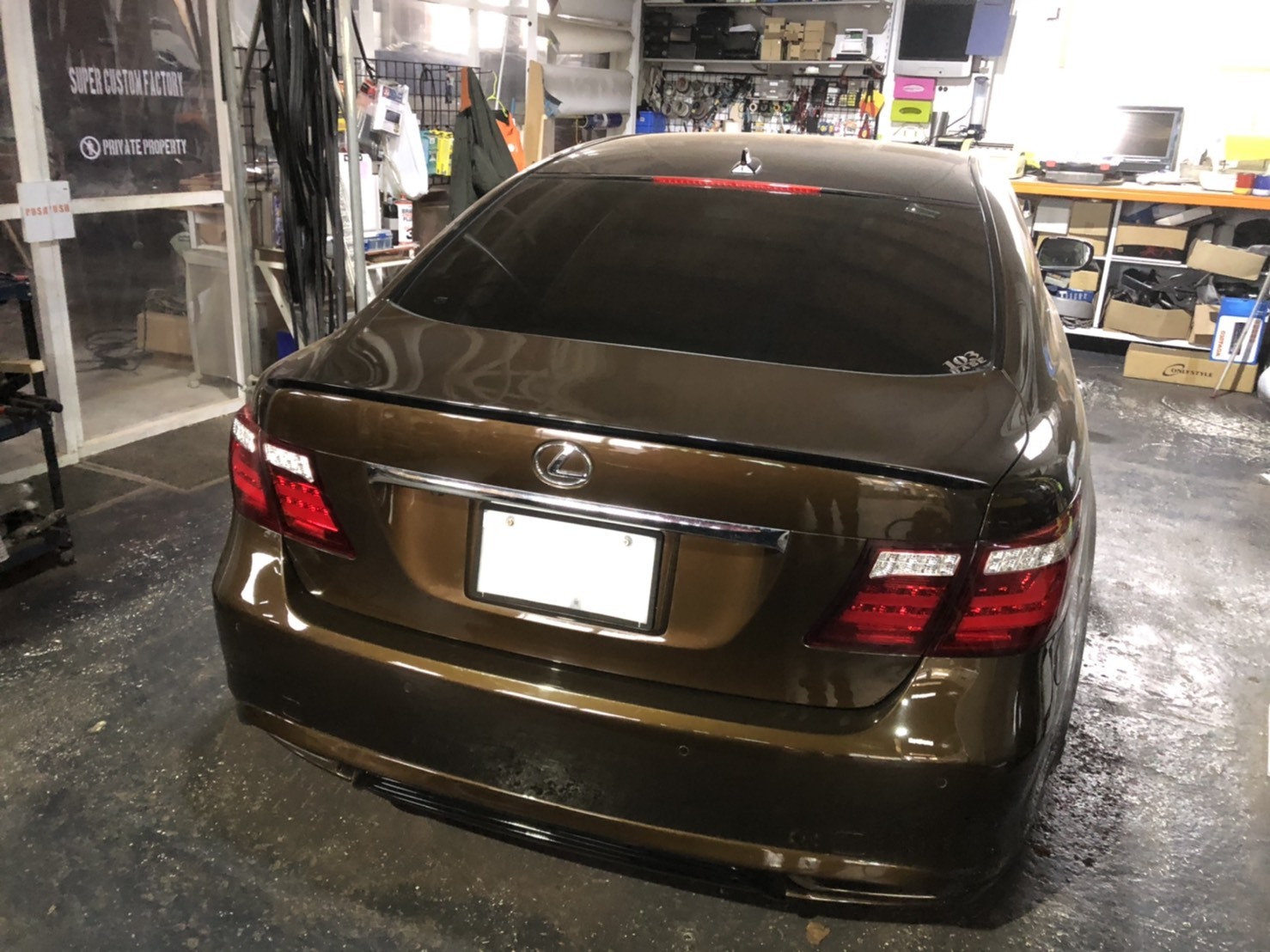 11月27日(水)TOMMYBASEブログ☆カスタムカー🎶セダン専門♬レクサス専門♬LS460☆LS600☆フーガ🎶レガシィ♬クラウン♬希少車✨限定車✨自社ローン_b0127002_16400693.jpg