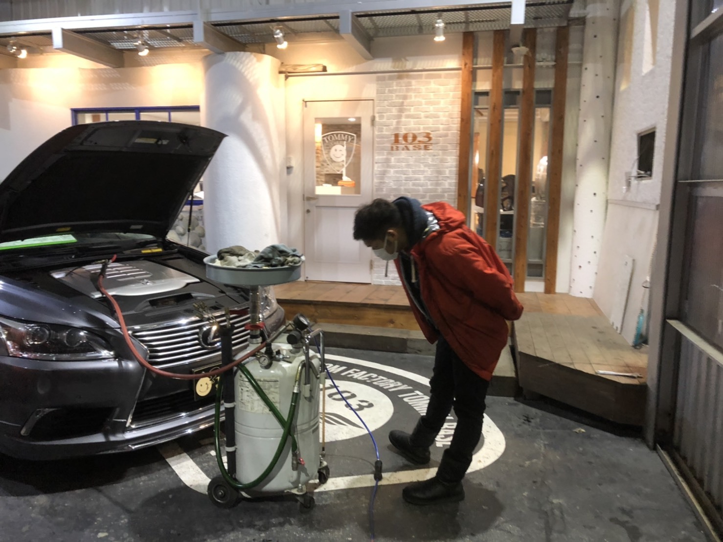 11月27日(水)TOMMYBASEブログ☆カスタムカー🎶セダン専門♬レクサス専門♬LS460☆LS600☆フーガ🎶レガシィ♬クラウン♬希少車✨限定車✨自社ローン_b0127002_19362473.jpg