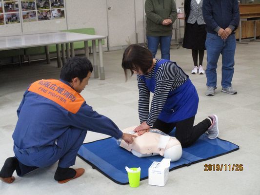 11/26 救命講習_a0154110_16411852.jpg