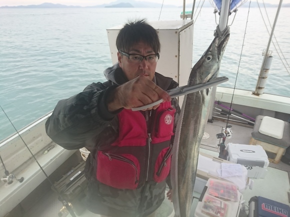 11月27日 タチウオ 黒潮丸 広島 遊魚船 釣り船 お問い合わせ ０９０ ６４１１ ８８８２