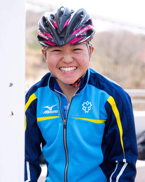 日本体育大学自転車競技部・岩元 杏奈(いわもと あんな)選手を金栄堂サポート!_c0003493_17573233.jpg