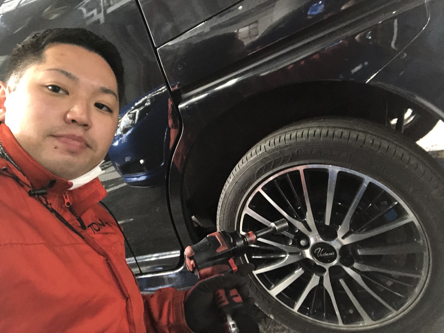 11月28日(木)TOMMYBASEブログ☆レクサス専門店♪カスタムセダン♪スバル限定車♪自社ローン全国対応!_b0127002_15212727.jpg