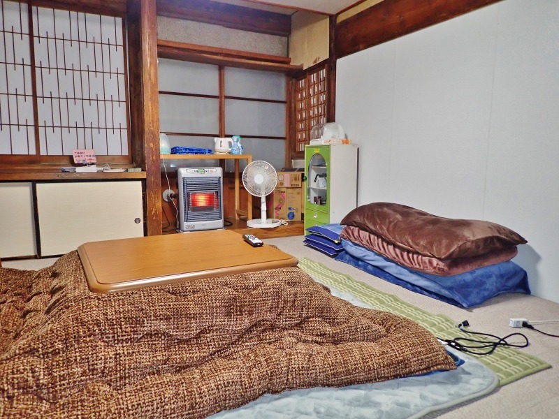 一泊2千円コースで泊まってみました!_c0336902_21324685.jpg