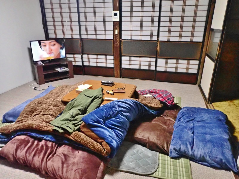 一泊2千円コースで泊まってみました!_c0336902_21372446.jpg