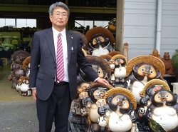 滋賀県ほぼ縦断 メタセコイア並木と信楽の里ツアー②_c0133503_13573990.jpg