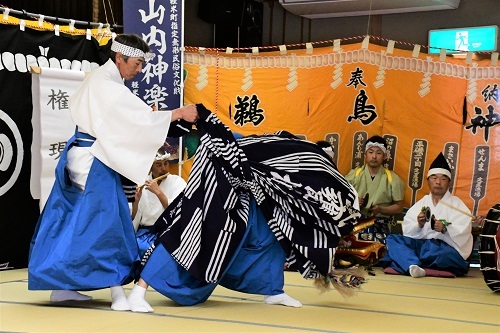 鵜鳥神楽定期公演　神楽の日～青の国編～　山内神楽_c0299631_21124913.jpg