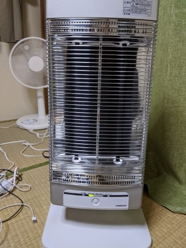 Hello, 電気ヒーター_a0329563_23374096.jpg
