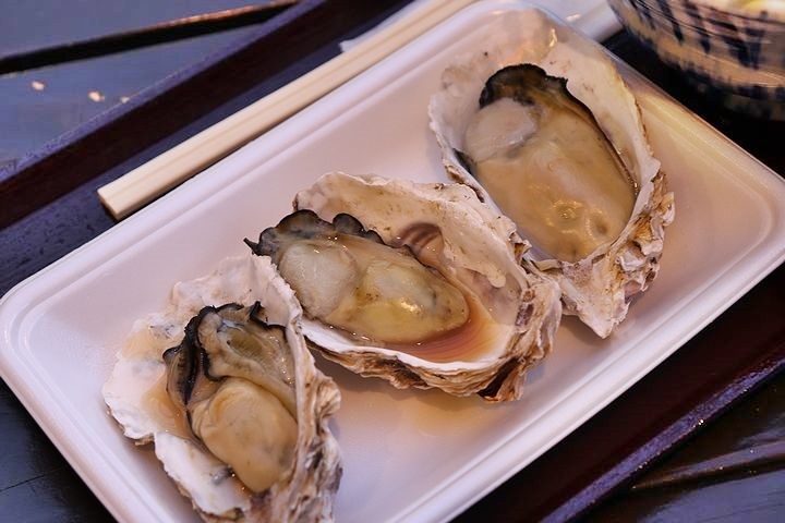 念願の「浜与」さんのしらす丼【旅行9】_b0111376_18215212.jpg