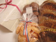 贈るお菓子_a0392423_01085172.jpg