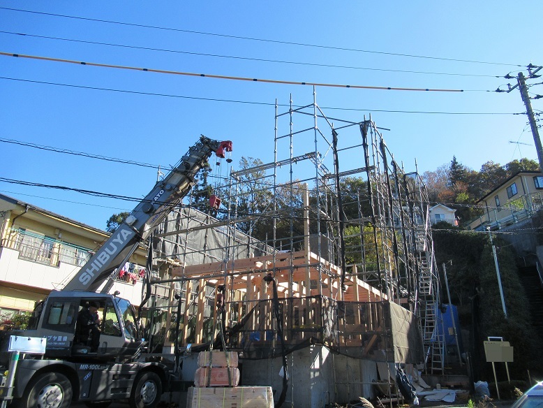 町田市相原の家☆快晴の上棟一日目_c0152341_22224612.jpg