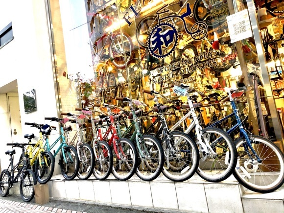 11月29日 渋谷 原宿 の自転車屋 FLAME bike前です_e0188759_17372151.jpeg