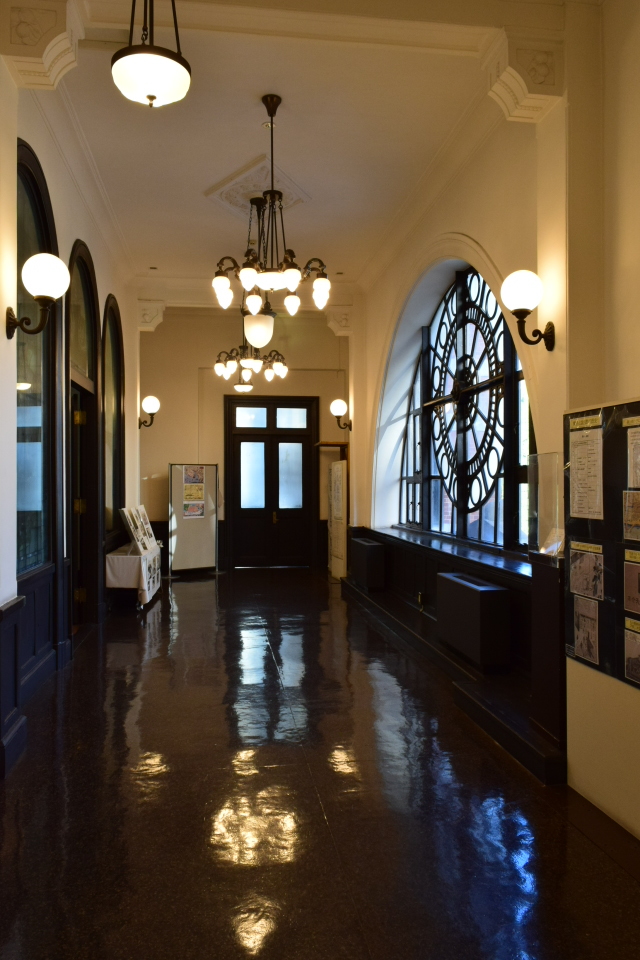 横浜市開港記念会館(大正モダン建築再訪)_f0142606_12581879.jpg