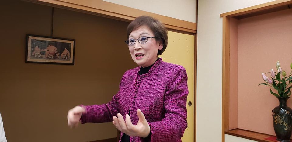 スーパー女将が率いる、老舗鰻屋さん「丸よ」に連れていって貰いました。_c0186691_16534972.jpg