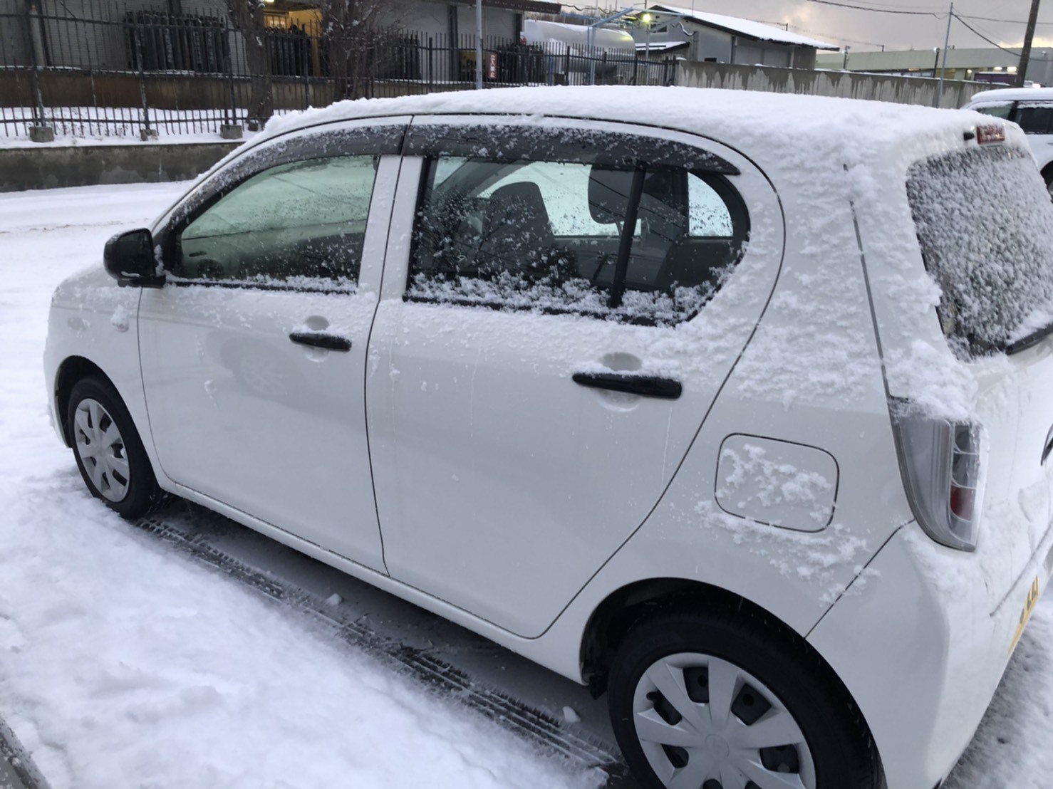 12月1日トミーアウトレット☆グッチーブログ♪O様ミライースご成約!S様ビアンテ納車!!_b0127002_17450086.jpg
