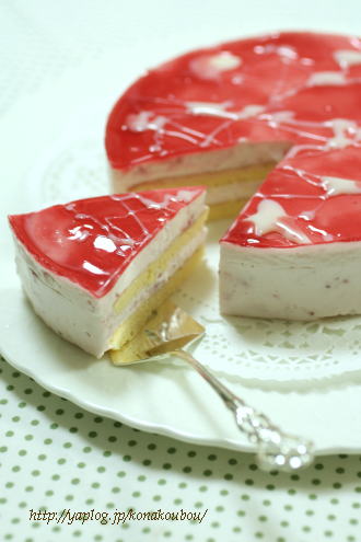 バレンタインのお菓子・いちごみるく_a0392423_09154209.jpg