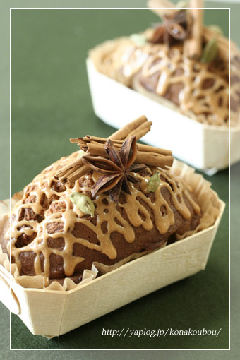 クリスマスのお菓子たち・チャイ風バターケーキ_a0392423_09165646.jpg