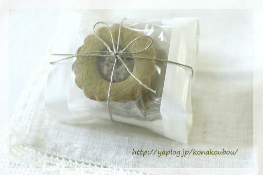 9月のお菓子・ごまっちゃサンド_a0392423_10062038.jpg