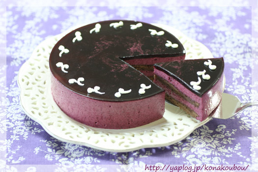 10月のお菓子・カシスのムースケーキ_a0392423_10075786.jpg