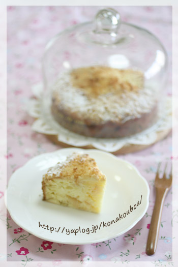 レシピ本「丸型ひとつでたくさんのケーキ」より「りんごのクランブルケーキ」_a0392423_10083352.jpg