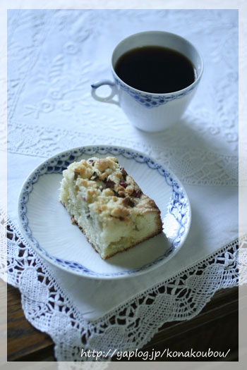 ルバーブのバターケーキと…_a0392423_23153393.jpg