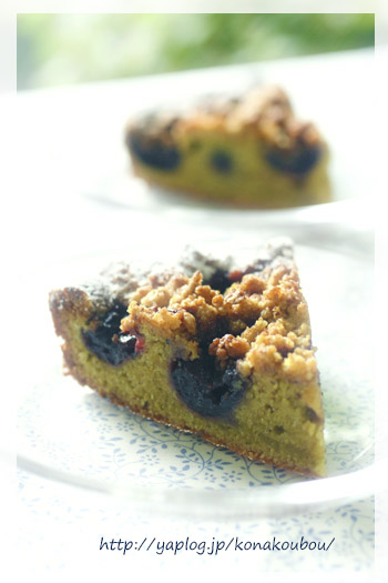 ピスタチオのケーキ_a0392423_23170460.jpg