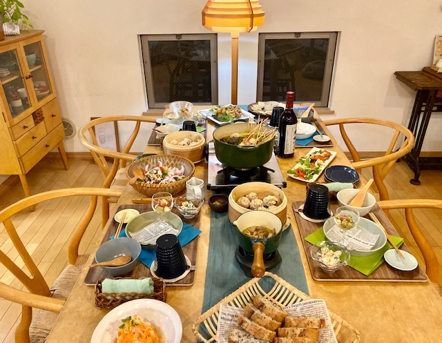 home party 友人夫妻と洋風おでんを囲んで♪_a0165160_18510889.jpg