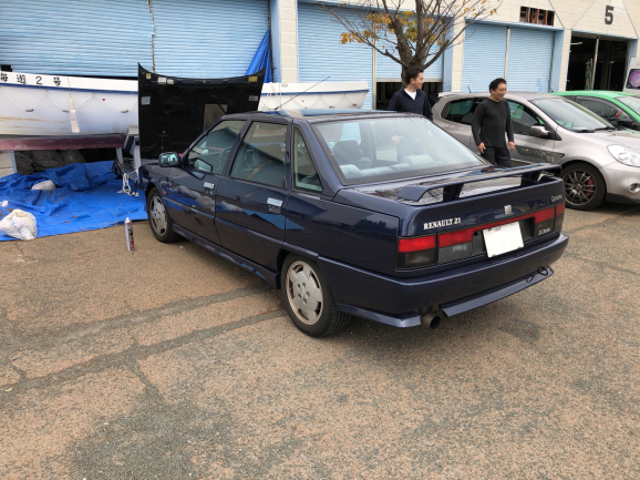 ルノー21Tクアドラ アーシング施工_f0032891_08193285.jpg