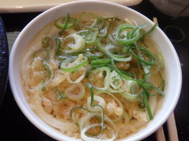 丸亀製麺 伊丹南店_c0118393_09000505.jpg