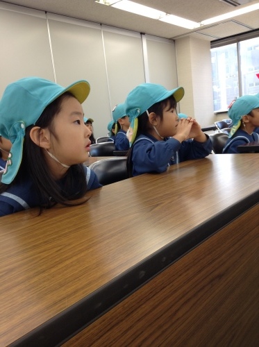 警察署に行ってきました!_c0194522_12474808.jpg